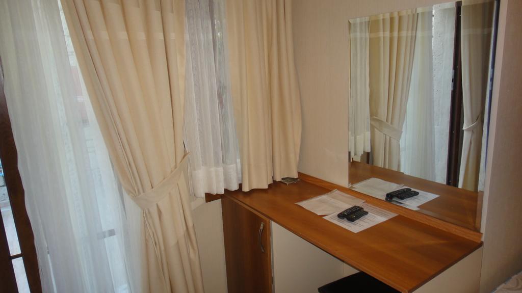 Golden Stone Butik Otel Çeşme Quarto foto